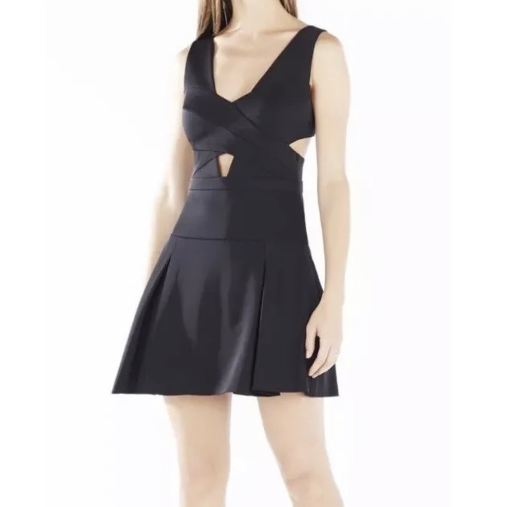 BCBG Harlie Cut Out Mini Dress 🖤 NWT